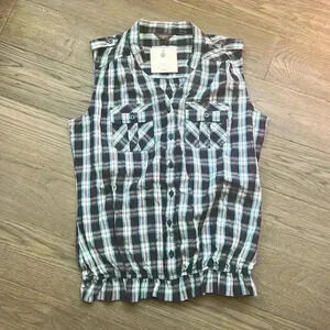 🌸4/$30🌸✨🆕denver Hayes🆕✨ | Blue paid sleeveless button down